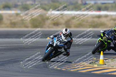 media/Mar-24-2025-Moto Forza (Mon) [[57ce5c5cff]]/1-Advanced Group/Session 2 Turn 11/